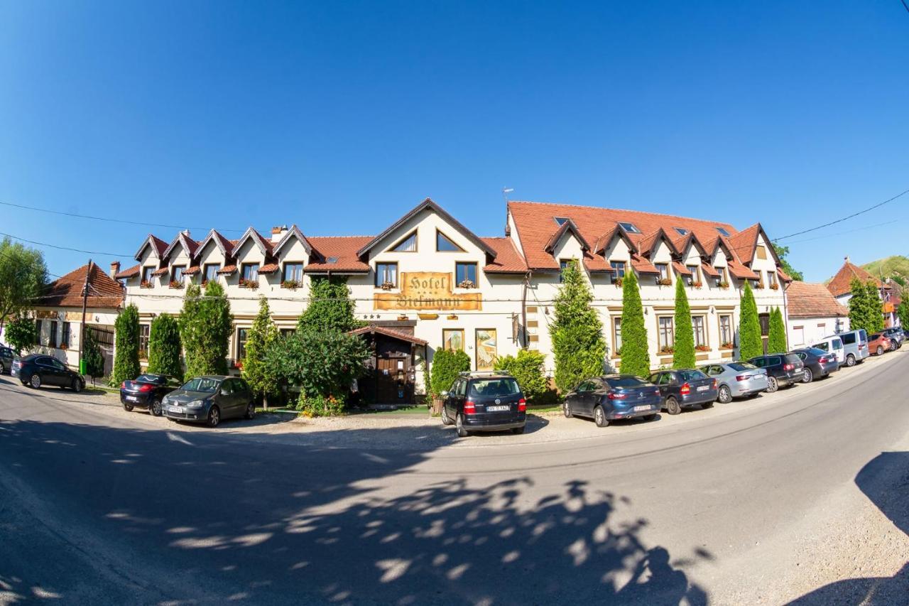 Hotel Bielmann Sînpetru Exteriör bild