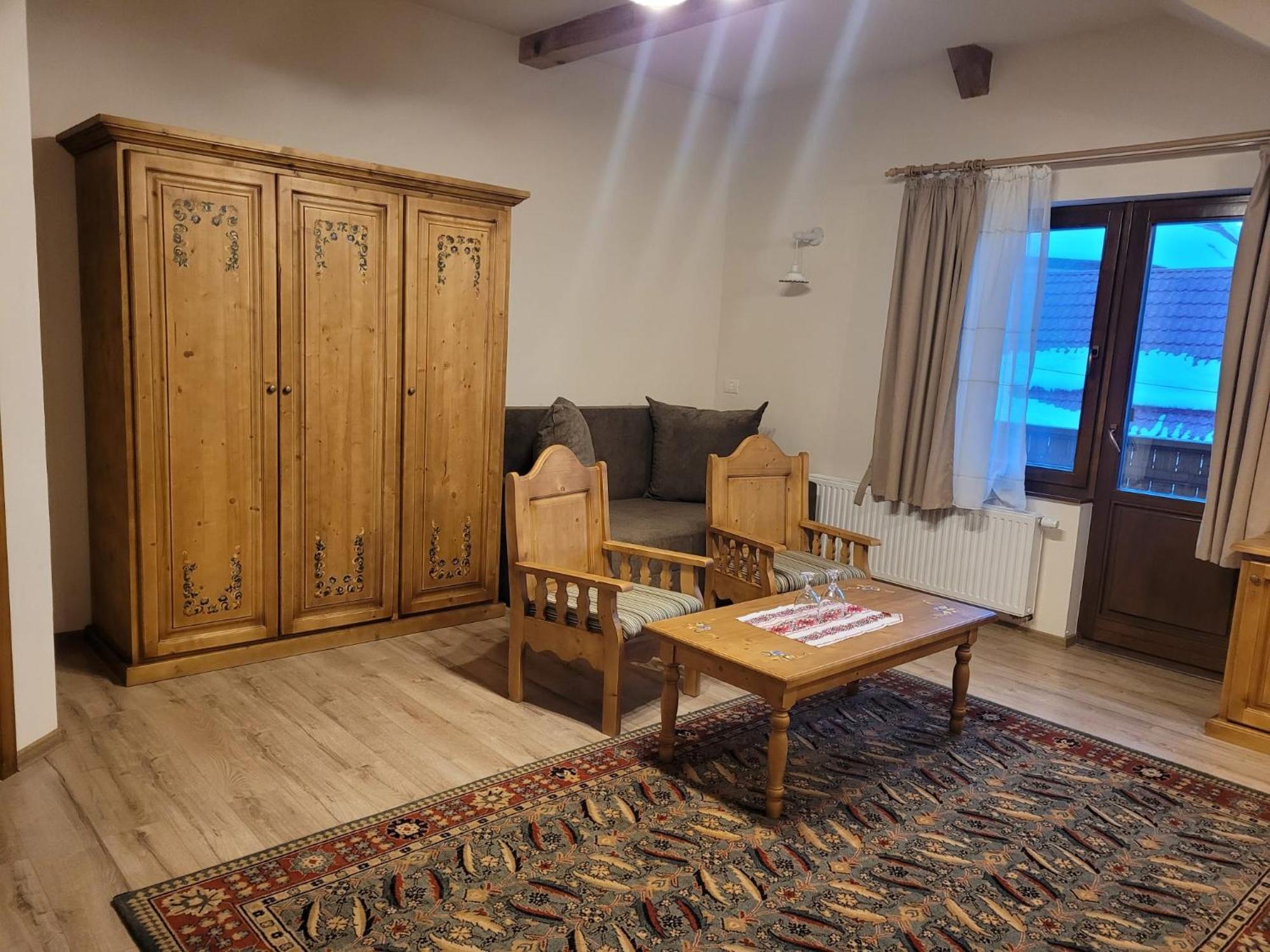 Hotel Bielmann Sînpetru Exteriör bild